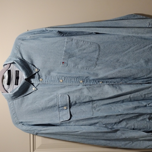 Xxl Tommy Hilfiger long sleeve button down shirt - Picture 6 of 10